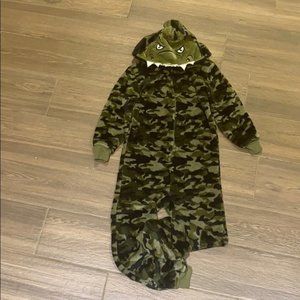 Jelli Fish Kids Boys Army Print Dinosaur Hooded Flannel Onesie Pyjama Size 4-5